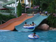 Glissière large de famille d&amp;#39;équipement de parc aquatique de fibre de verre de jeu de piscine pour des enfants