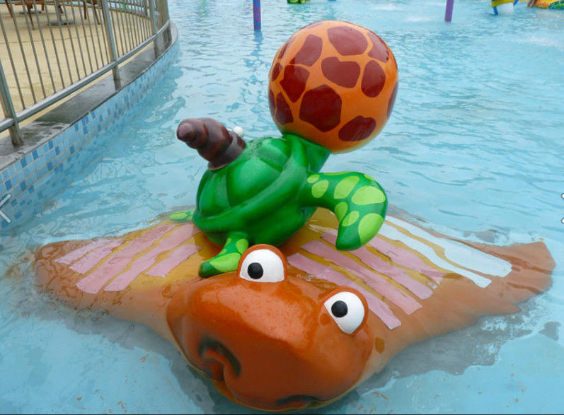 L'éclaboussure de tortue badine le terrain de jeu de l'eau, amusement de terrain de jeu de l'eau de piscine de fibre de verre